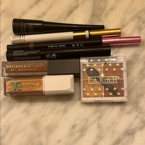 Farah Gold & Brown Eyeshadow Palette,2 liquid eyeliners;2 eye sticks,2 lip gloss